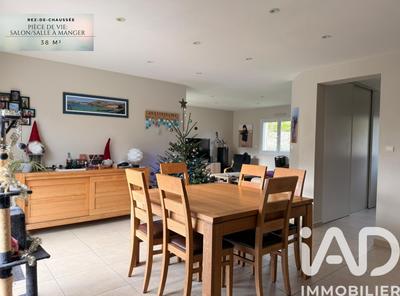 Maison - 151 m² - 5 pièces