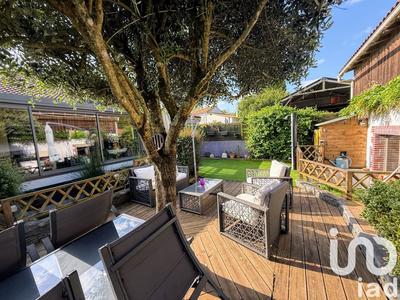 Maison - 212 m² - 5 pièces