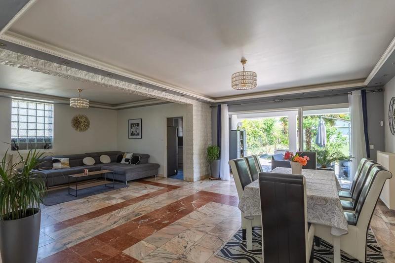 Maison - 191 m² - 9 pièces