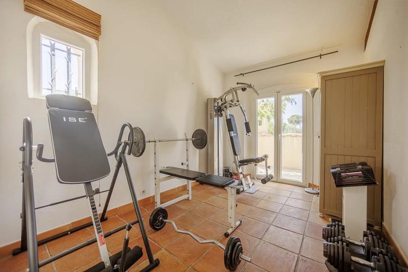 Villa - 196 m² - 6 pièces