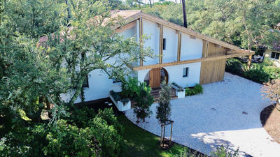 Maison - 162 m² - 6 pièces