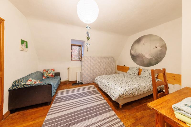 Maison - 249 m² - 10 pièces