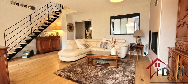 Demeure - 124 m² - 5 pièces