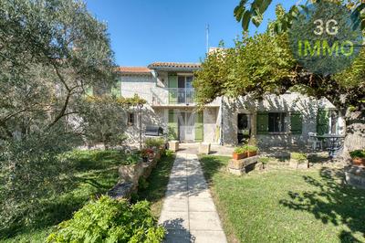 Maison - 200 m² - 6 pièces