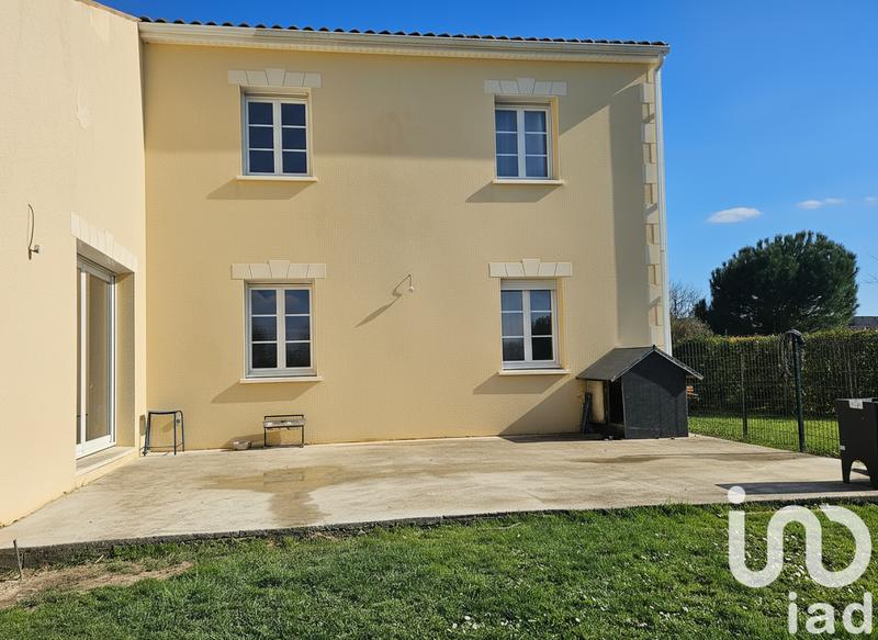 Maison - 186 m² - 10 pièces