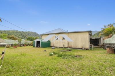 Maison traditionnelle - 95 m² - 4 pièces