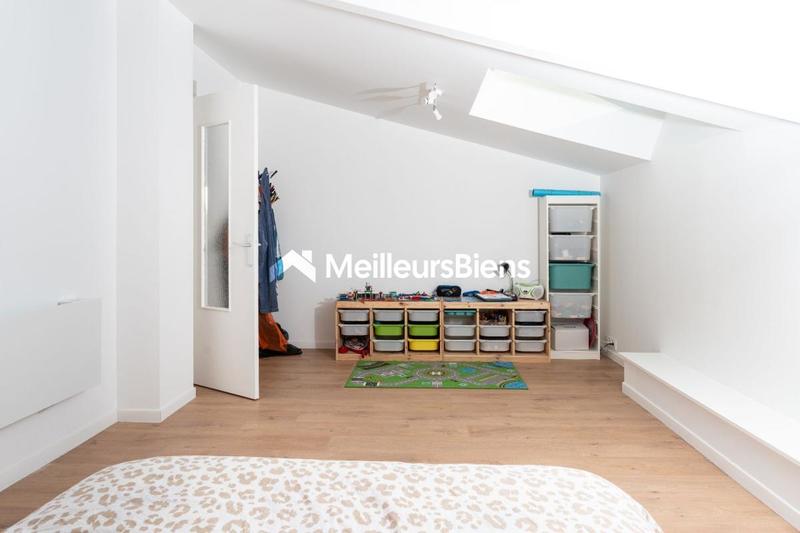 Maison - 141 m² - 6 pièces