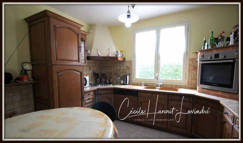 Maison - 98 m² - 6 pièces