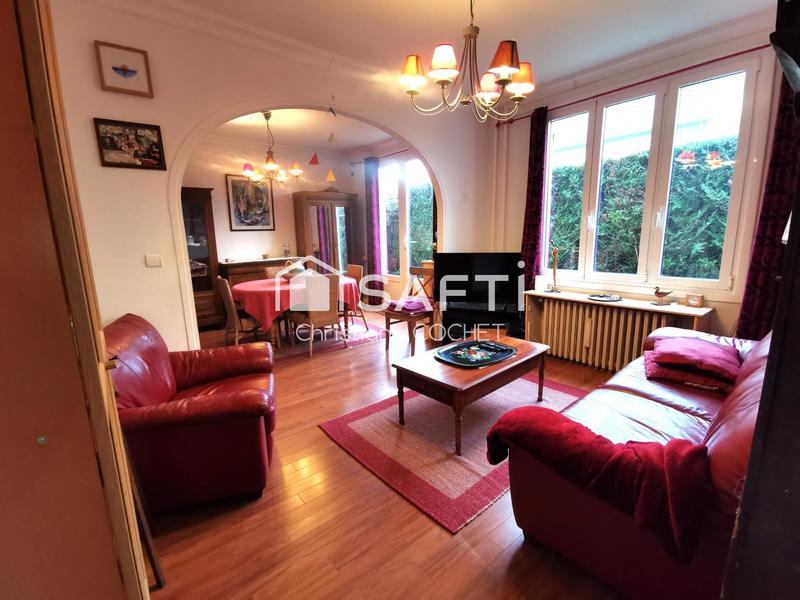 Maison de village - 150 m² - 7 pièces