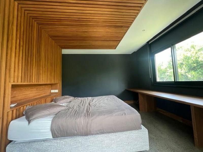 Villa - 395 m² - 9 pièces