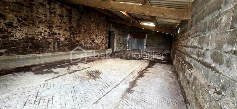 Corps de ferme - 269 m² - 2 pièces