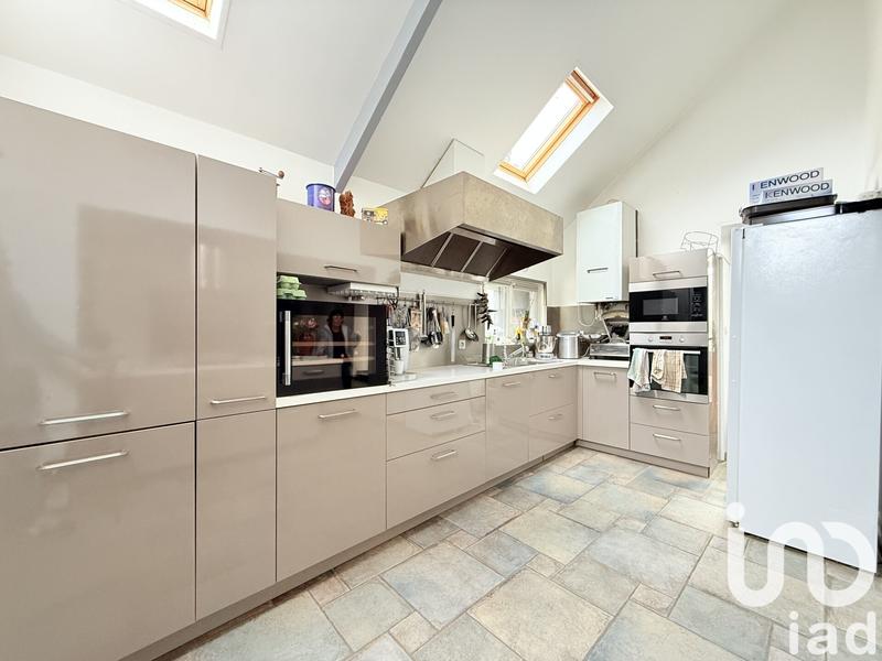 Maison - 182 m² - 6 pièces