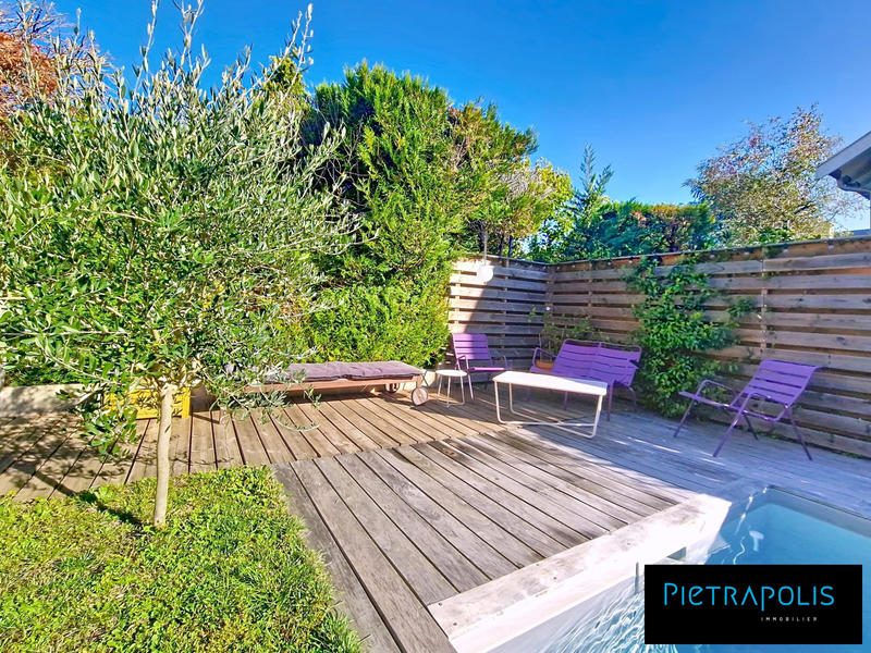 Maison - 140 m² - 5 pièces