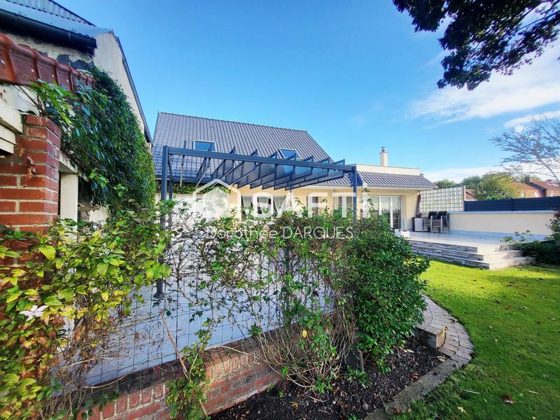 Maison - 160 m² - 6 pièces