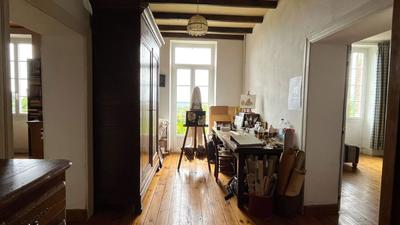 Maison de maîtres - 300 m² - 7 pièces