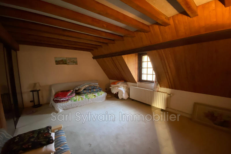 Maison - 213 m² - 6 pièces