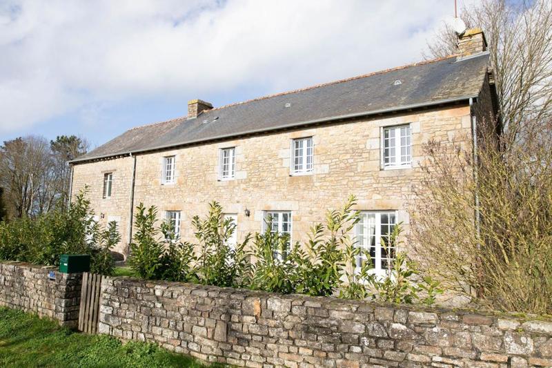 Maison - 160 m² - 8 pièces