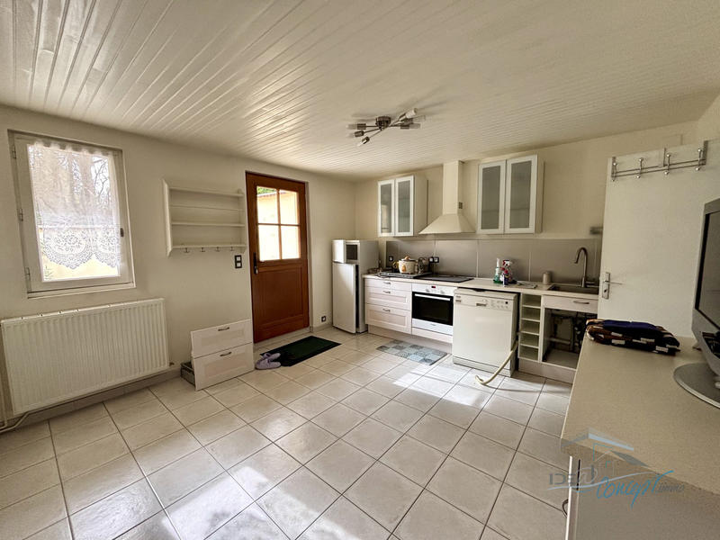 Maison - 252 m² - 8 pièces