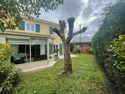 Maison - 107 m² - 5 pièces