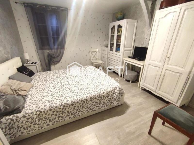 Maison - 163 m² - 6 pièces