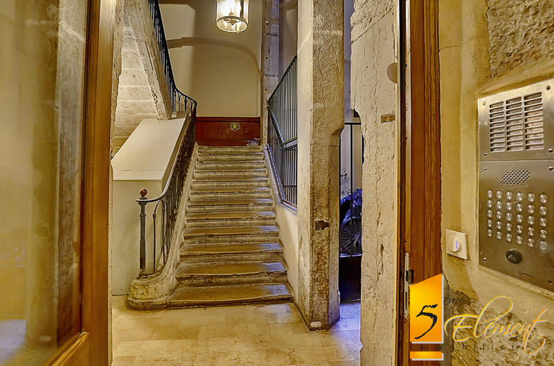 Appartement - 83 m² - 3 pièces