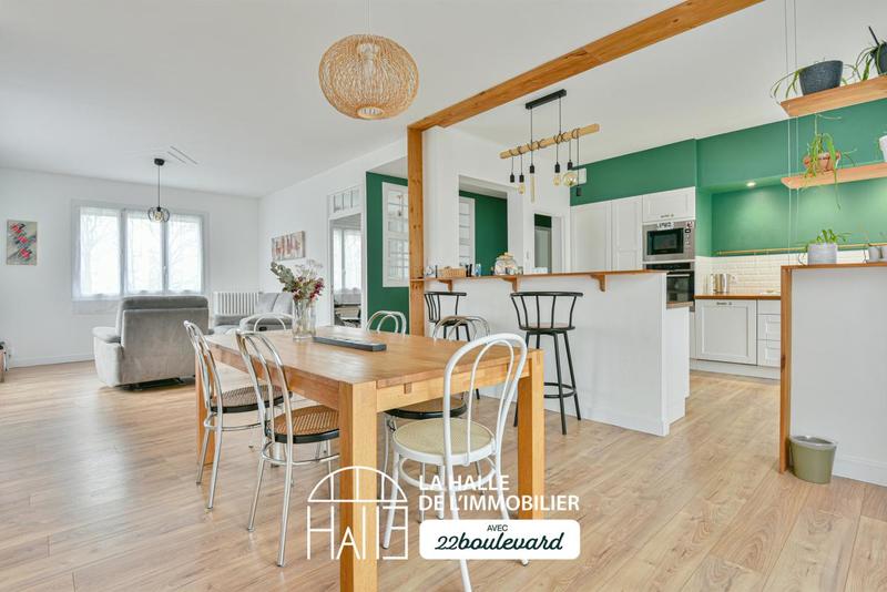 Pavillon - 150 m² - 6 pièces