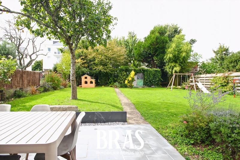 Maison - 142 m² - 7 pièces