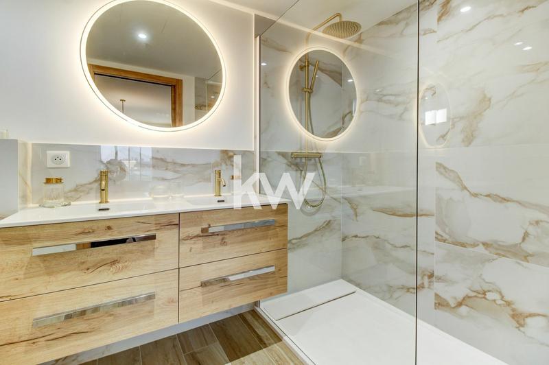 Appartement - 89 m² - 4 pièces