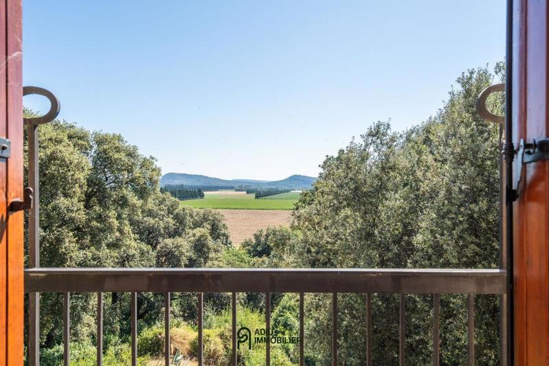 Mas - 400 m² - 15 pièces