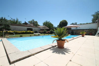 Maison - 190 m² - 5 pièces