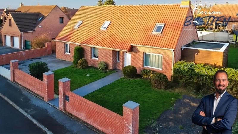 Maison - 165 m² - 9 pièces