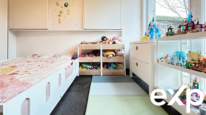 Appartement - 80 m² - 4 pièces