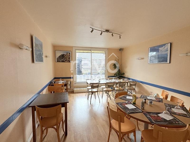 Immeuble mixte - 179 m²