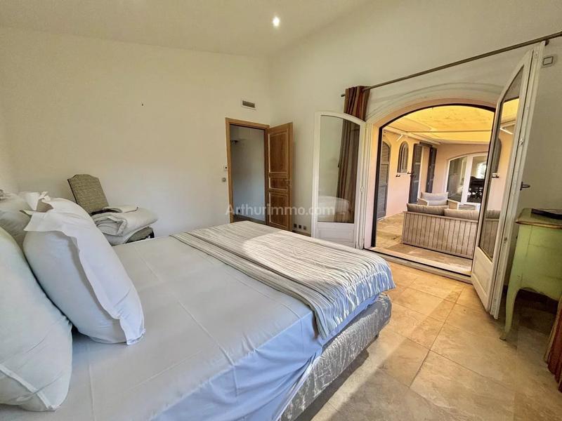 Maison - 196 m² - 6 pièces