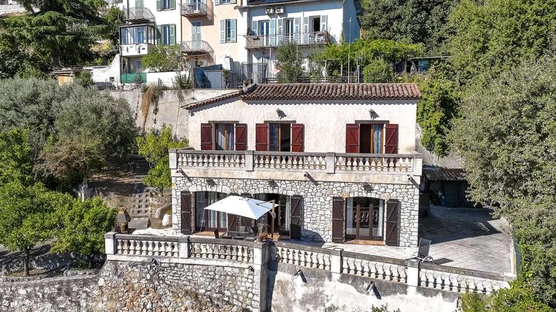 Maison - 141 m² - 3 pièces