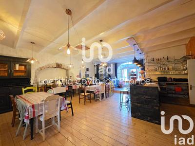 Maison de village - 190 m² - 9 pièces