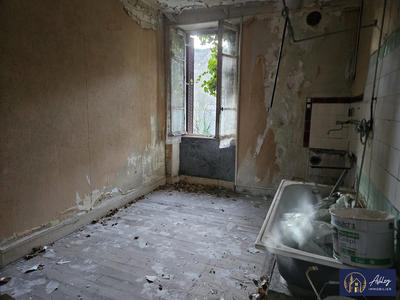 Maison ancienne - 186 m² - 10 pièces