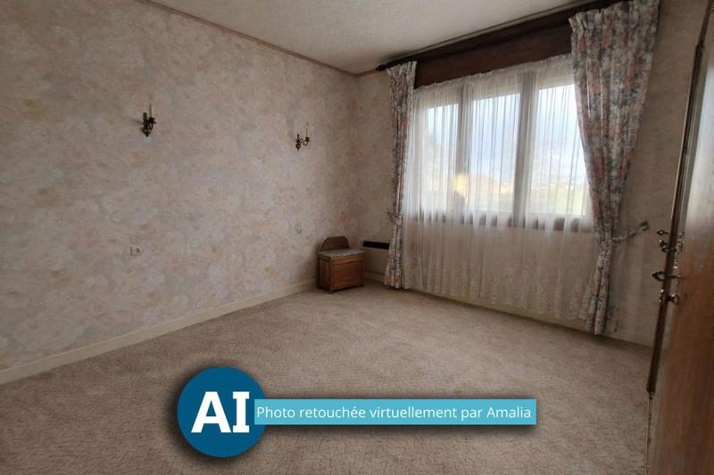 Maison - 99 m² - 7 pièces