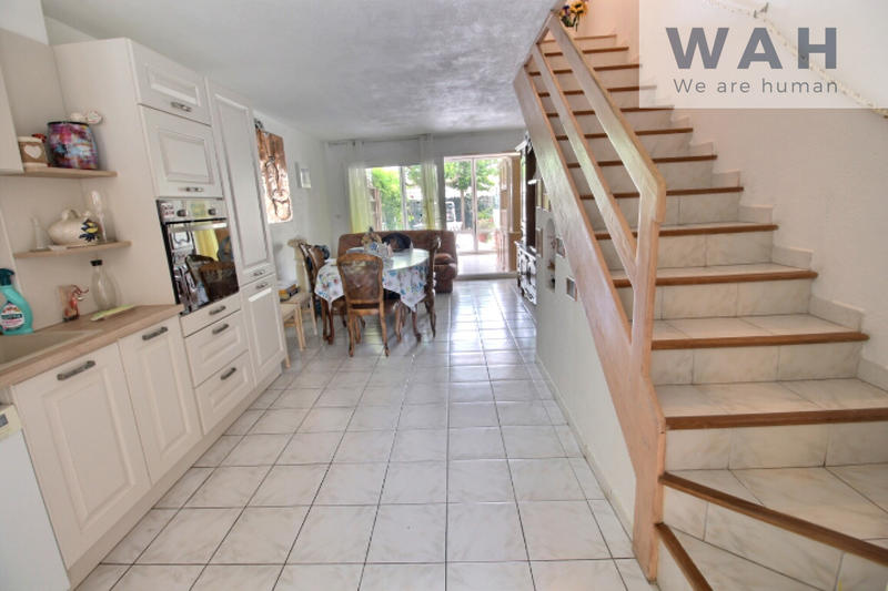 Maison - 77 m² - 6 pièces