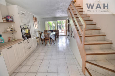 Maison - 77 m² - 6 pièces