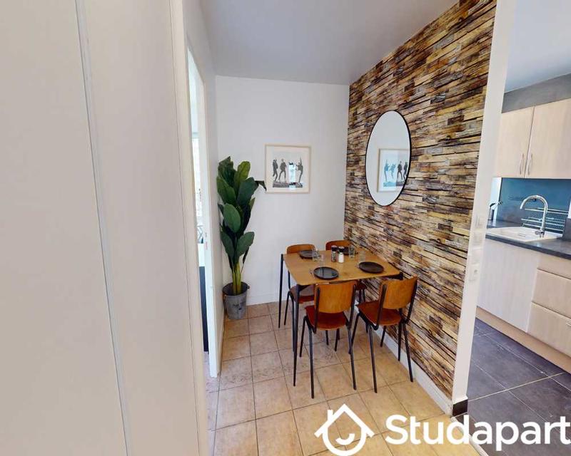 Chambre - 110 m² - 1 pièce