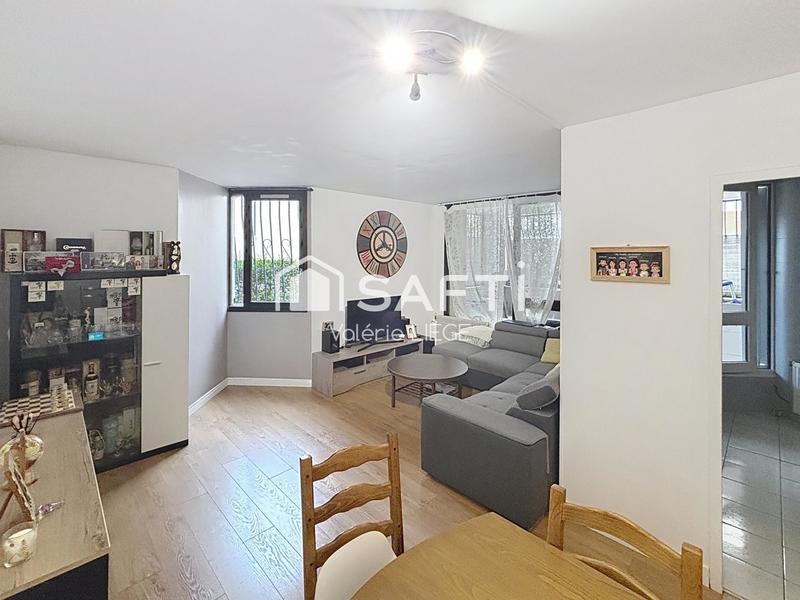 Appartement - 98 m² - 5 pièces