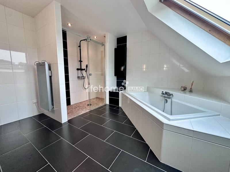 Maison - 126 m² - 5 pièces