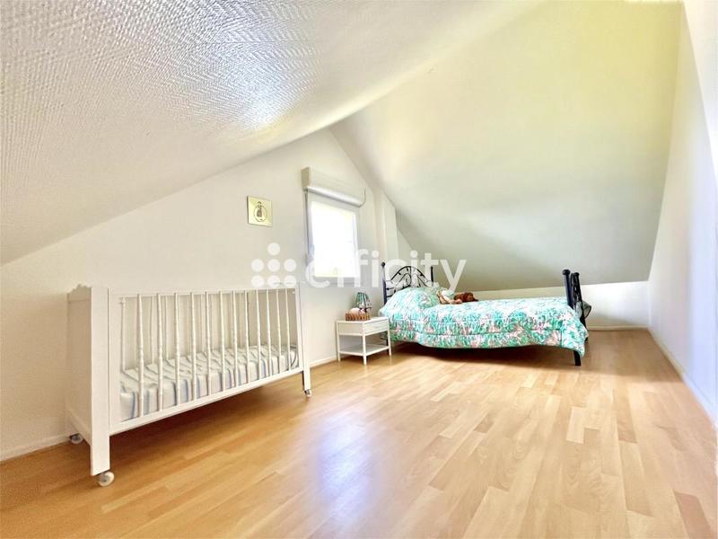 Maison - 155 m² - 7 pièces