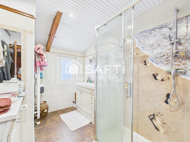 Maison - 200 m² - 7 pièces