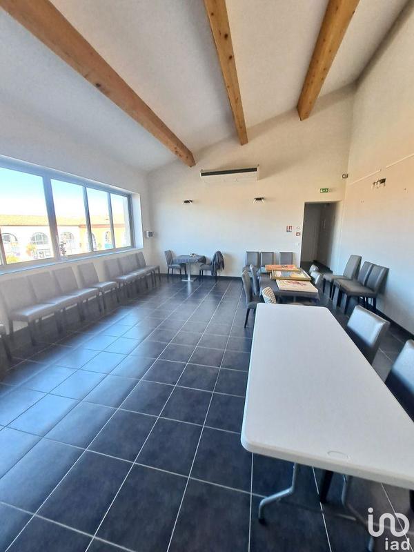 Local commercial - 143 m²