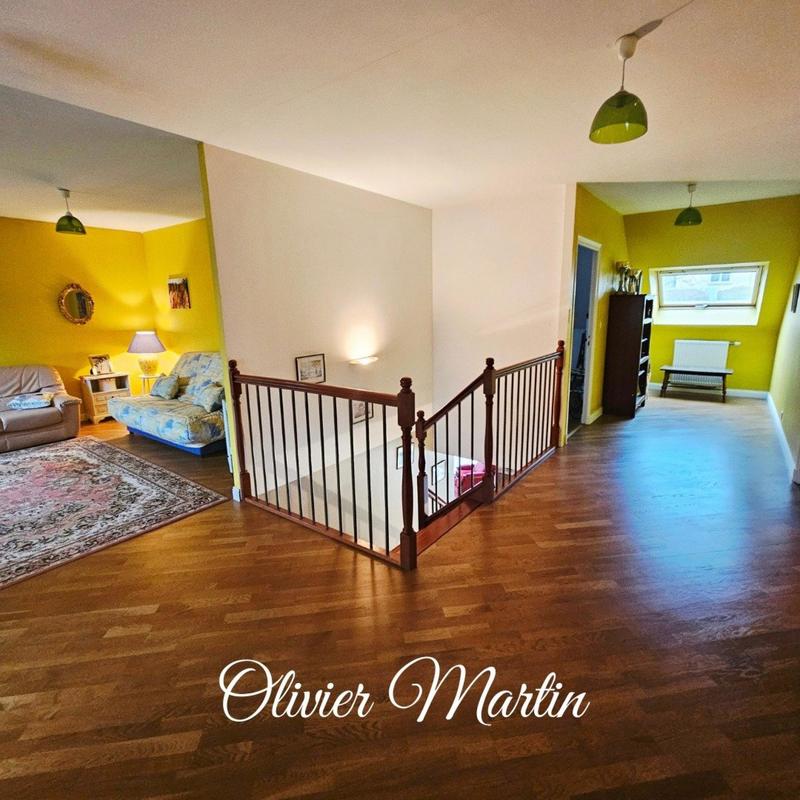 Maison - 258 m² - 11 pièces