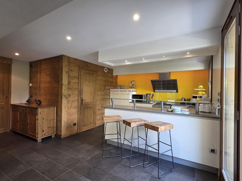 Appartement - 120 m² - 5 pièces