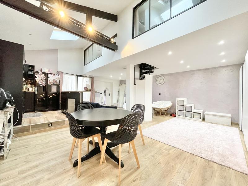 Maison - 89 m² - 3 pièces