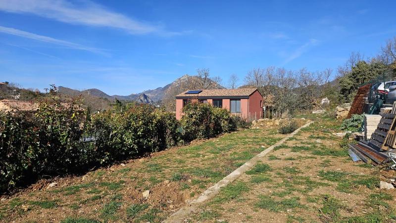 Maison - 94 m² - 4 pièces